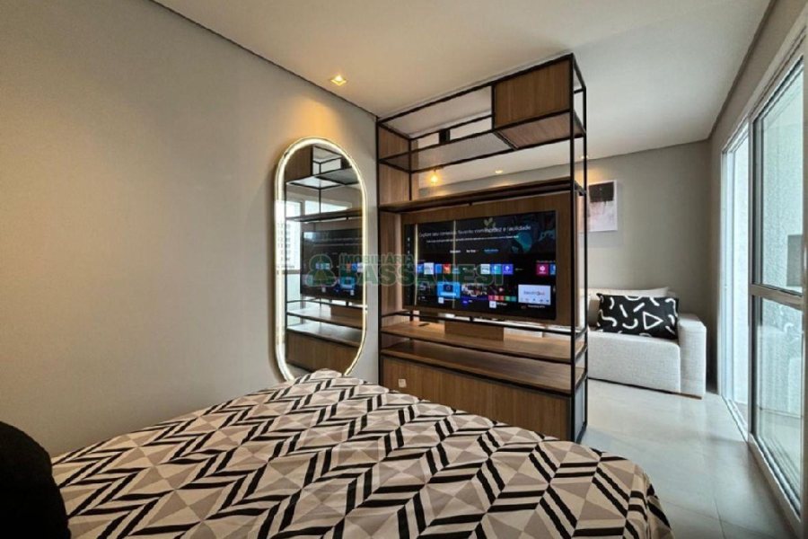 Apto Mobiliado com 42m², 1 dormitório, 1 vaga, no bairro Lourdes em Caxias do Sul para Comprar