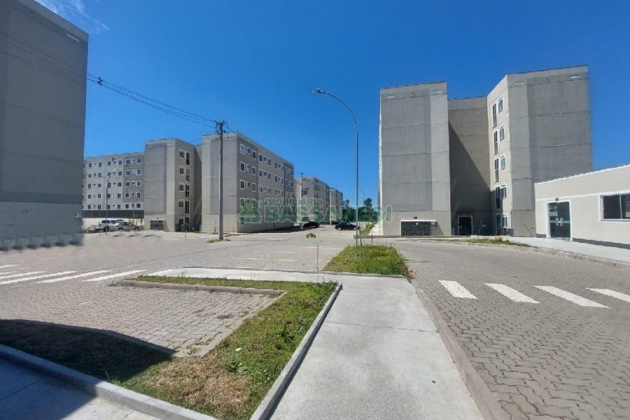 Apartamento com 48m², 2 dormitórios, 1 vaga, no bairro Desvio Rizzo em Caxias do Sul para Alugar