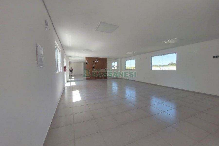Apartamento com 48m², 2 dormitórios, 1 vaga, no bairro Desvio Rizzo em Caxias do Sul para Alugar