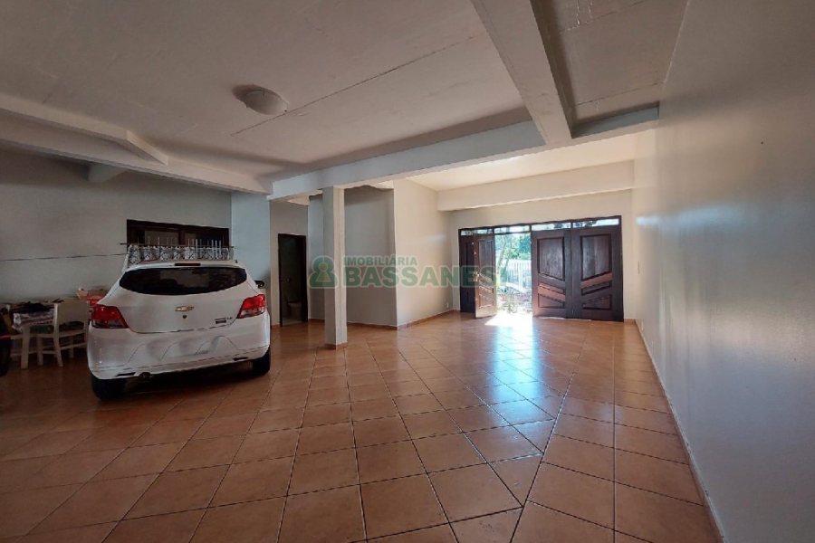 Loja com 70m², no bairro Colina Sorriso em Caxias do Sul para Alugar