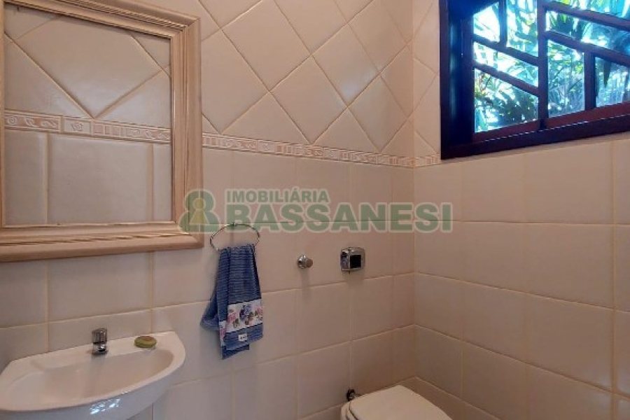 Loja com 70m², no bairro Colina Sorriso em Caxias do Sul para Alugar