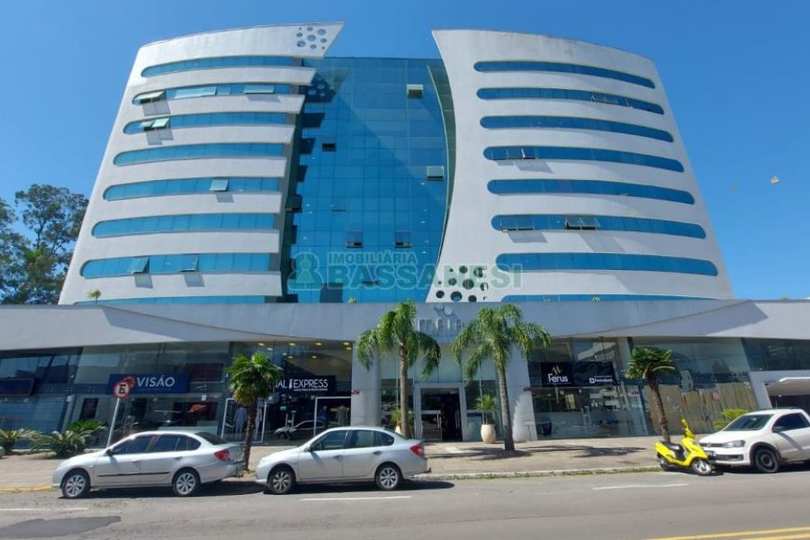 Sala com 34m², no bairro Villagio Iguatemi em Caxias do Sul para Alugar