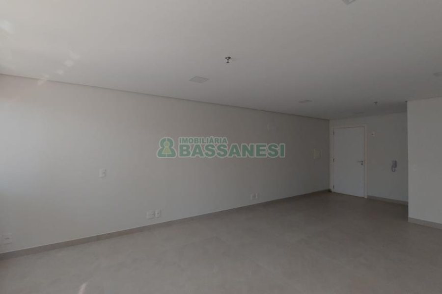 Sala com 34m², no bairro Villagio Iguatemi em Caxias do Sul para Alugar