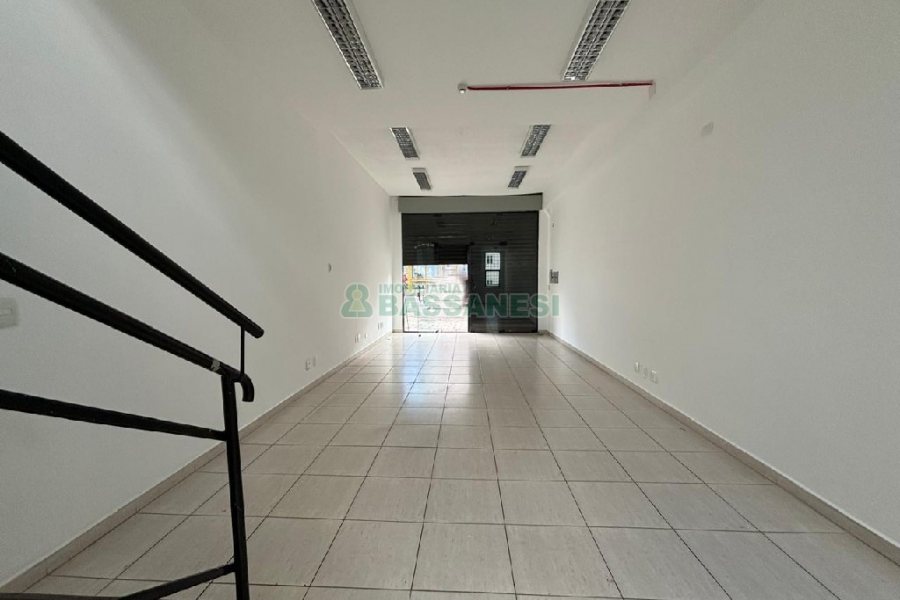 Loja com 102m², no bairro Centro em Caxias do Sul para Alugar