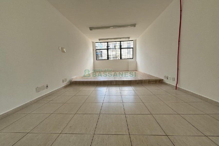 Loja com 102m², no bairro Centro em Caxias do Sul para Alugar