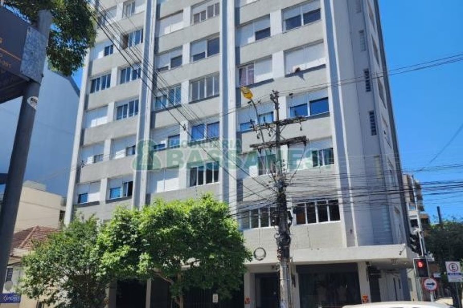 Apartamento com 83m², 3 dormitórios, no bairro Centro em Caxias do Sul para Comprar
