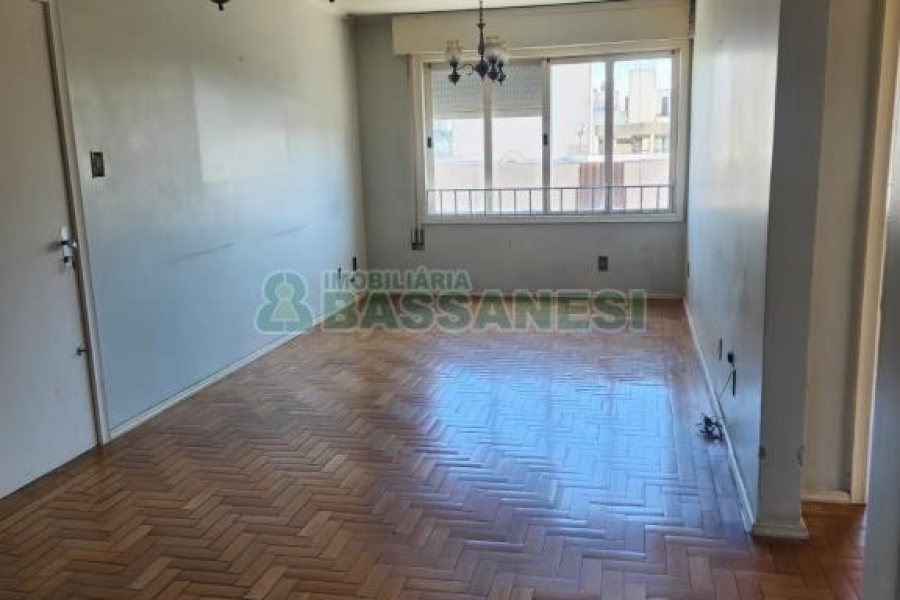 Apartamento com 83m², 3 dormitórios, no bairro Centro em Caxias do Sul para Comprar