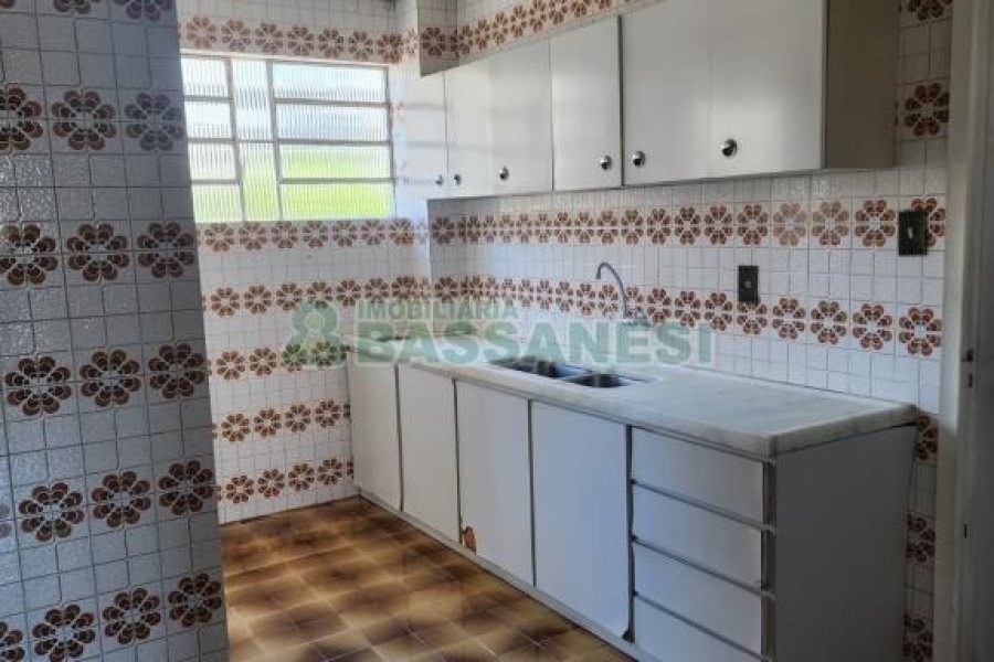 Apartamento com 83m², 3 dormitórios, no bairro Centro em Caxias do Sul para Comprar