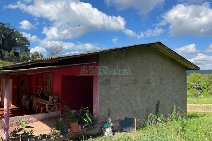 Terreno com 19262m², no bairro Diamantino em Caxias do Sul para Comprar