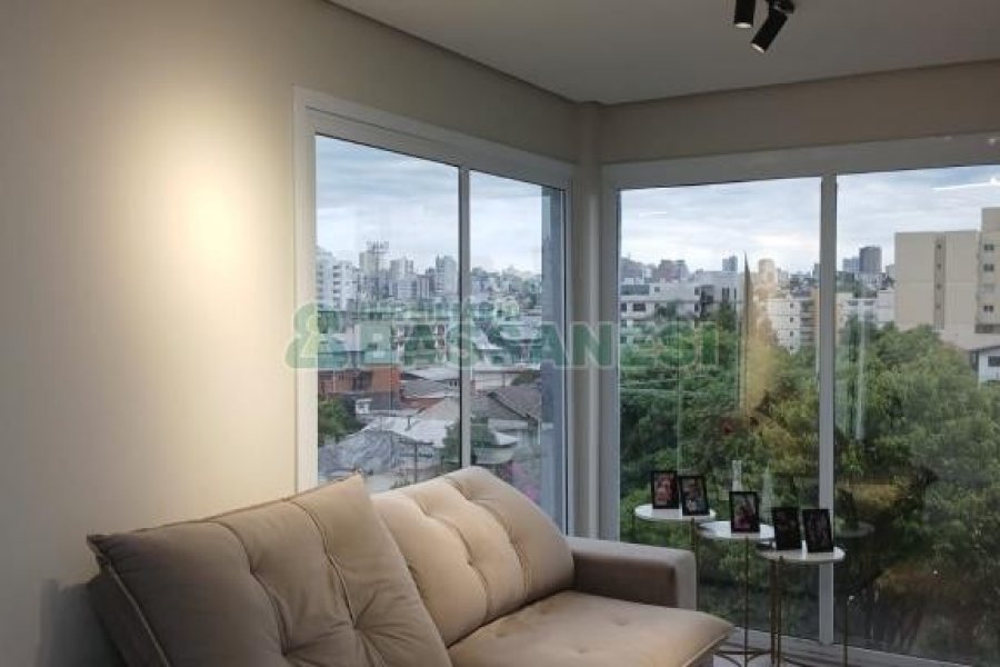 Apto Mobiliado com 55m², 1 dormitório, 1 vaga, no bairro Santa Catarina em Caxias do Sul para Alugar