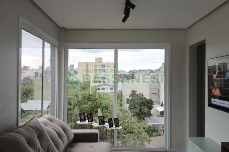 Apto Mobiliado com 55m², 1 dormitório, 1 vaga, no bairro Santa Catarina em Caxias do Sul para Alugar