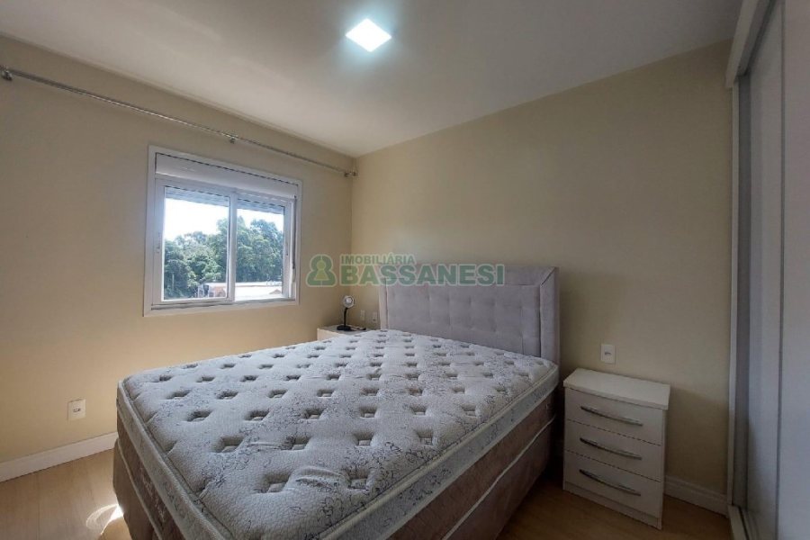 Apto Mobiliado com 58m², 2 dormitórios, 1 vaga, no bairro Bela Vista em Caxias do Sul para Comprar