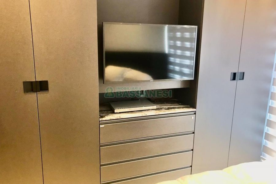 Apto Mobiliado com 30m², 1 dormitório, 1 vaga, no bairro Petrópolis em Caxias do Sul para Alugar