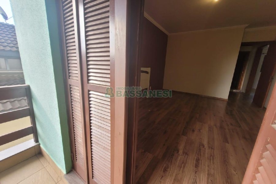 Predio com 298m², no bairro Nossa Senhora de Fátima em Caxias do Sul para Alugar ou Comprar