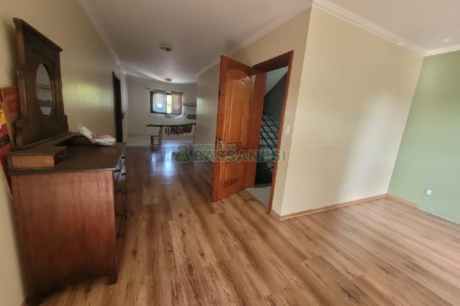 Predio com 298m², no bairro Nossa Senhora de Fátima em Caxias do Sul para Alugar ou Comprar