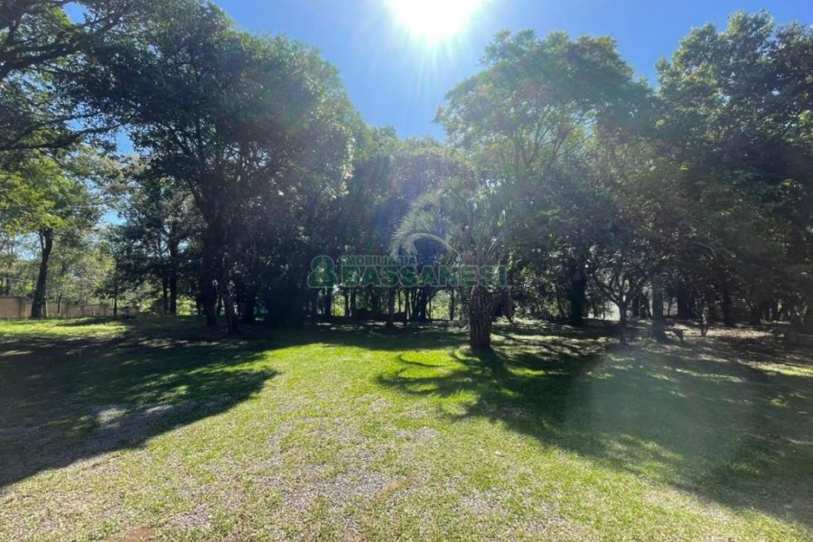 Terreno com 8000m², no bairro São Virgílio em Caxias do Sul para Comprar