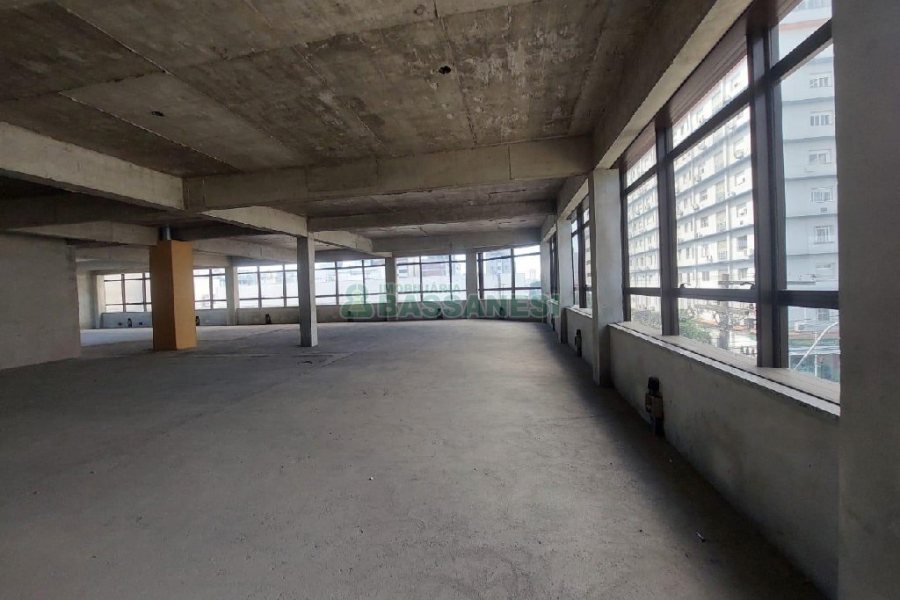 Sala com 600m², no bairro Centro em Caxias do Sul para Alugar