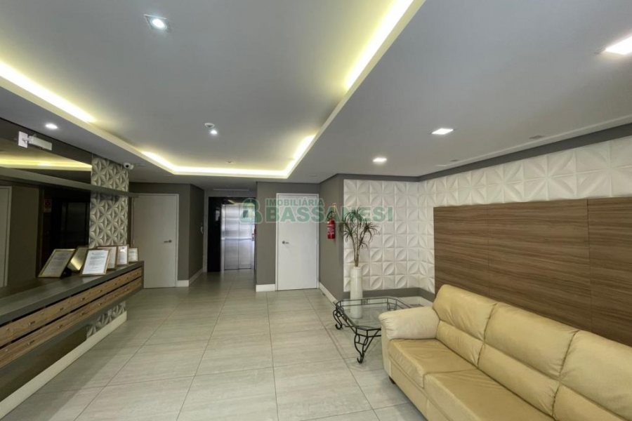 Apartamento com 120m², 3 dormitórios, 2 vagas, no bairro Exposição em Caxias do Sul para Comprar