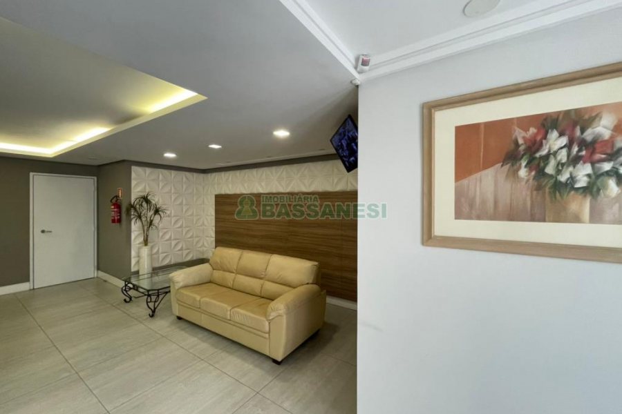 Apartamento com 120m², 3 dormitórios, 2 vagas, no bairro Exposição em Caxias do Sul para Comprar