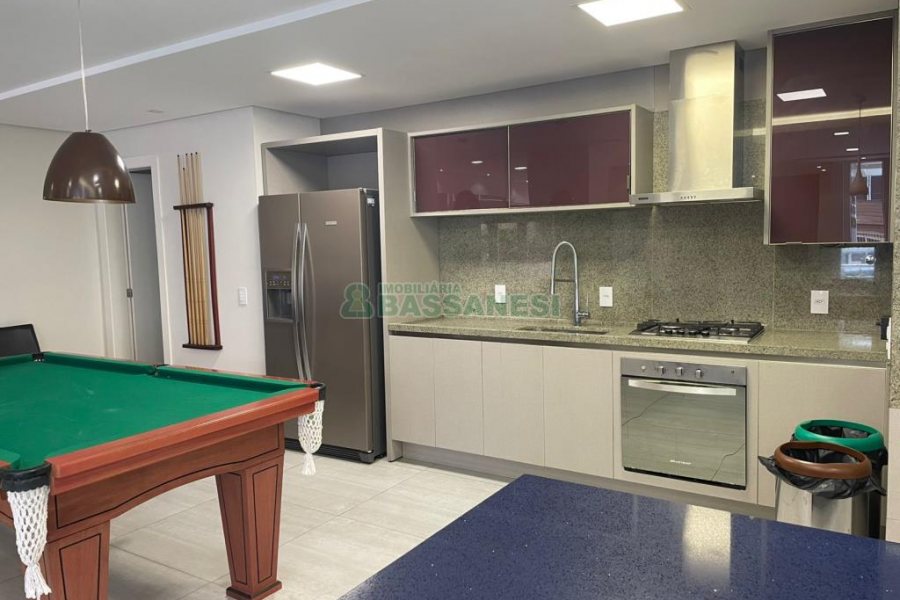 Apartamento com 120m², 3 dormitórios, 2 vagas, no bairro Exposição em Caxias do Sul para Comprar