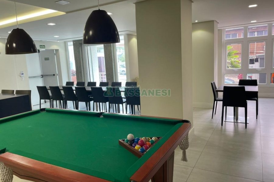 Apartamento com 120m², 3 dormitórios, 2 vagas, no bairro Exposição em Caxias do Sul para Comprar