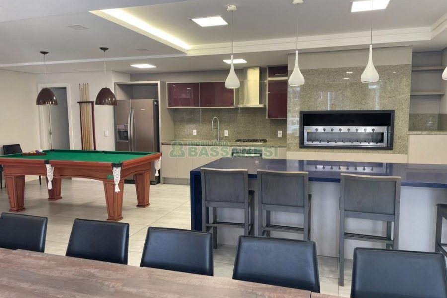 Apartamento com 120m², 3 dormitórios, 2 vagas, no bairro Exposição em Caxias do Sul para Comprar