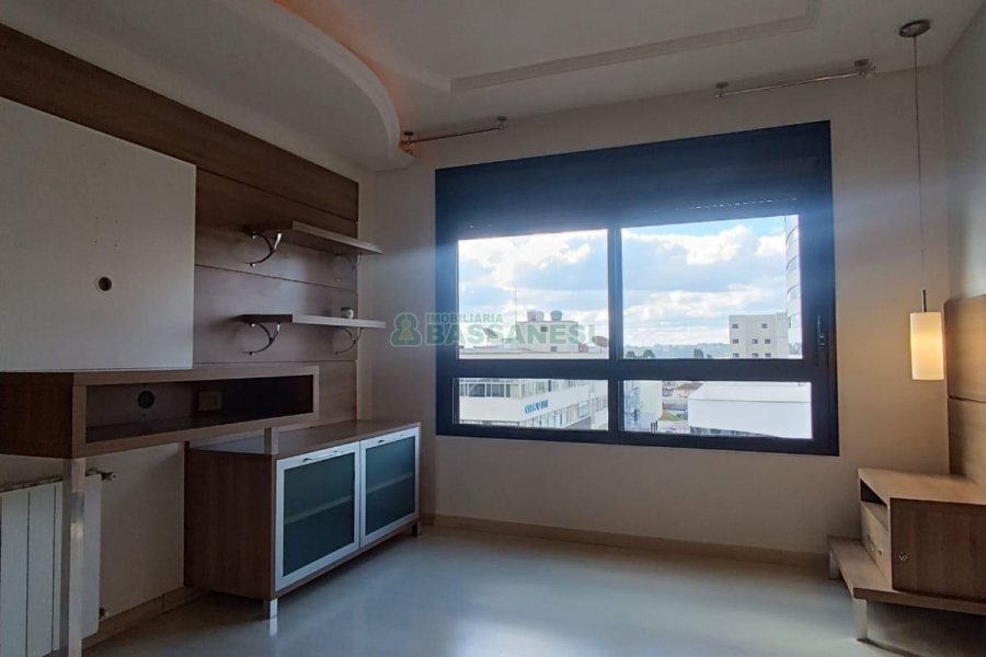 Apto Mobiliado com 160m², 3 dormitórios, 2 vagas, no bairro São Pelegrino em Caxias do Sul para Alugar