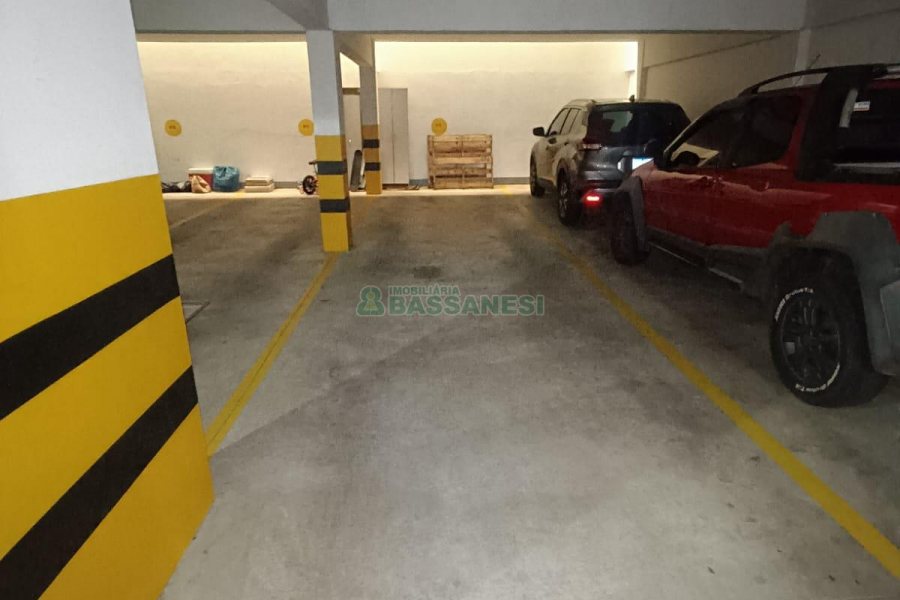 Apto Mobiliado com 160m², 3 dormitórios, 2 vagas, no bairro São Pelegrino em Caxias do Sul para Alugar