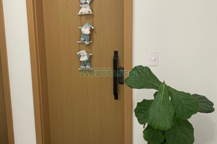 Apartamento com 79m², 2 dormitórios, 1 vaga, no bairro Bela Vista em Caxias do Sul para Comprar