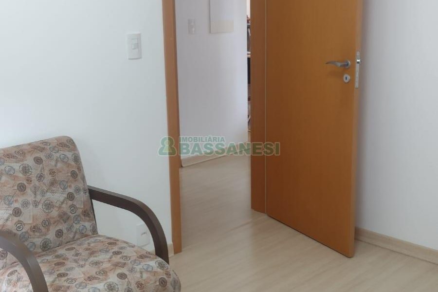 Apartamento com 81m², 2 dormitórios, 1 vaga, no bairro Petrópolis em Caxias do Sul para Comprar