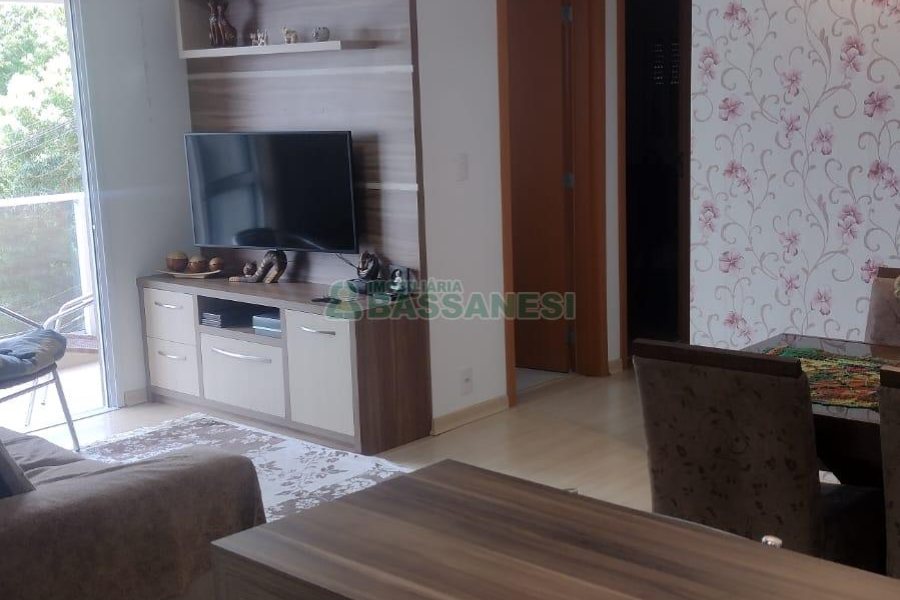 Apartamento com 81m², 2 dormitórios, 1 vaga, no bairro Petrópolis em Caxias do Sul para Comprar