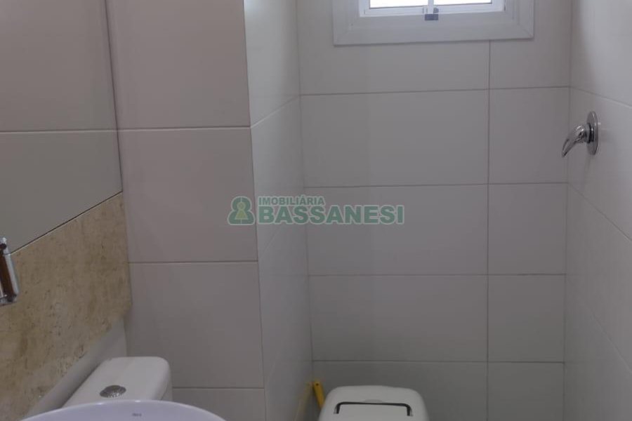 Apartamento com 81m², 2 dormitórios, 1 vaga, no bairro Petrópolis em Caxias do Sul para Comprar