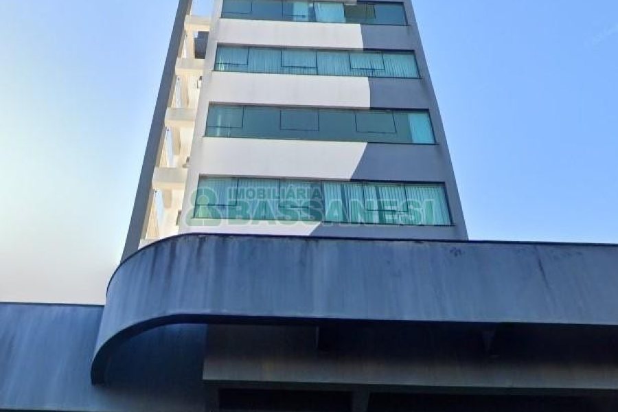 Sala Mobiliada com 36m², no bairro Centro em Caxias do Sul para Alugar ou Comprar