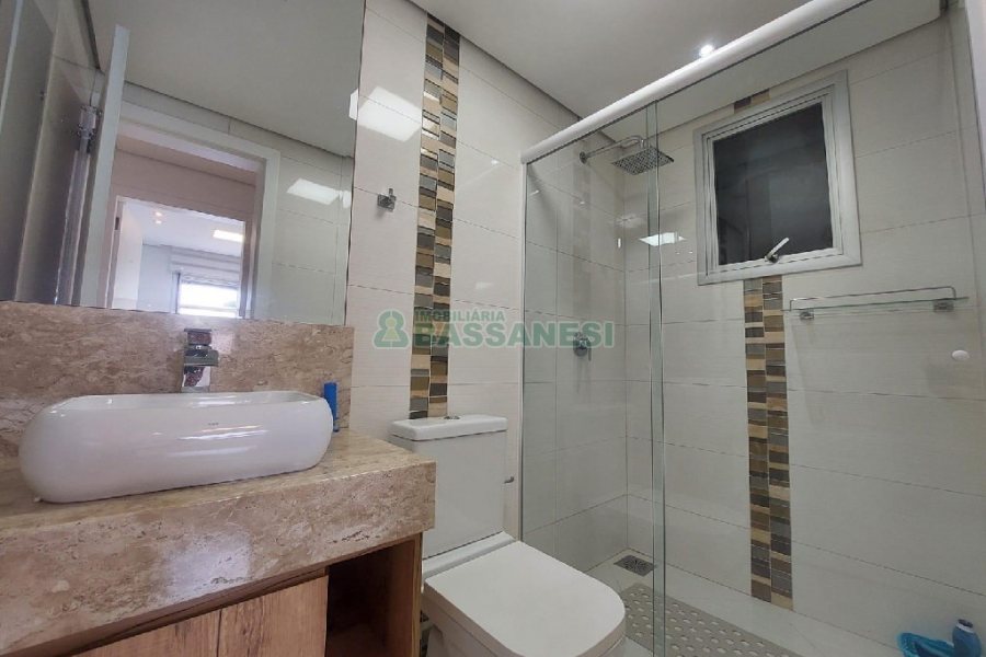 Apto Mobiliado com 60m², 2 dormitórios, 1 vaga, no bairro São Caetano em Caxias do Sul para Alugar