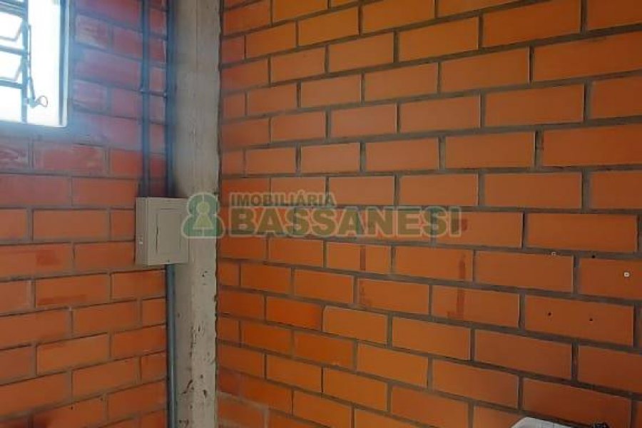 Pavilhão com 2100m², no bairro Linha 40 em Caxias do Sul para Alugar