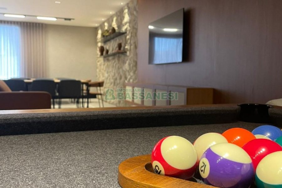 Apartamento com 266m², 3 dormitórios, 2 vagas, no bairro Exposição em Caxias do Sul para Comprar