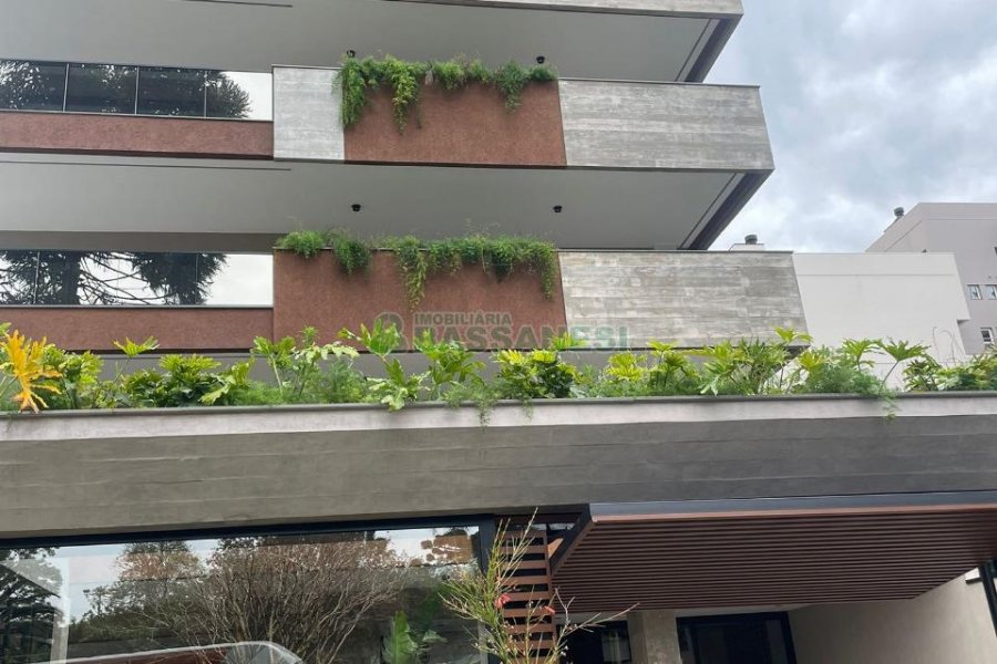 Apartamento com 241m², 3 dormitórios, 2 vagas, no bairro Exposição em Caxias do Sul para Comprar