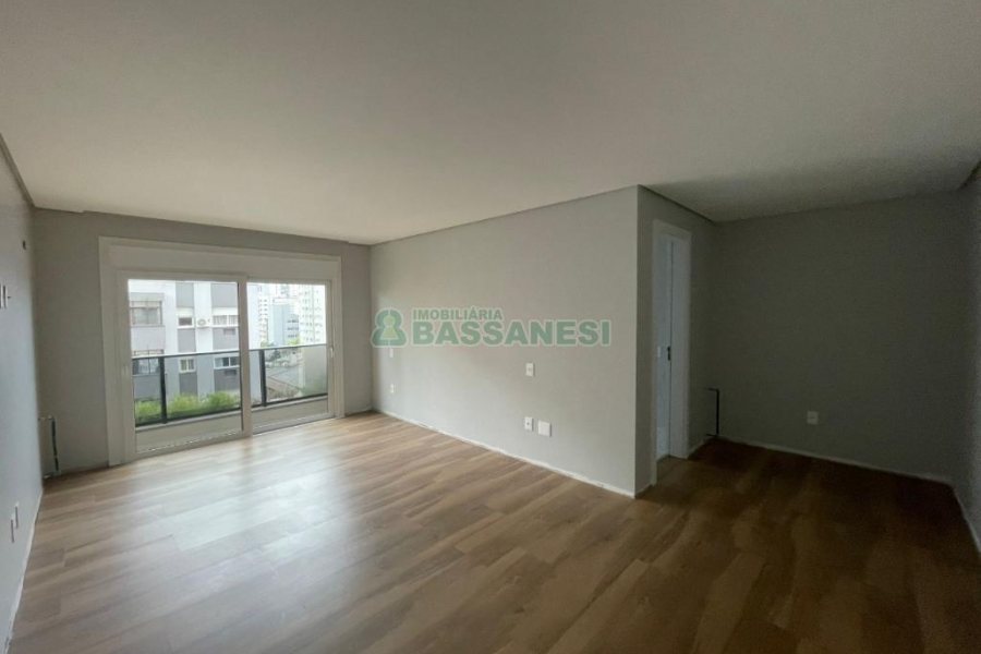 Apartamento com 241m², 3 dormitórios, 2 vagas, no bairro Exposição em Caxias do Sul para Comprar