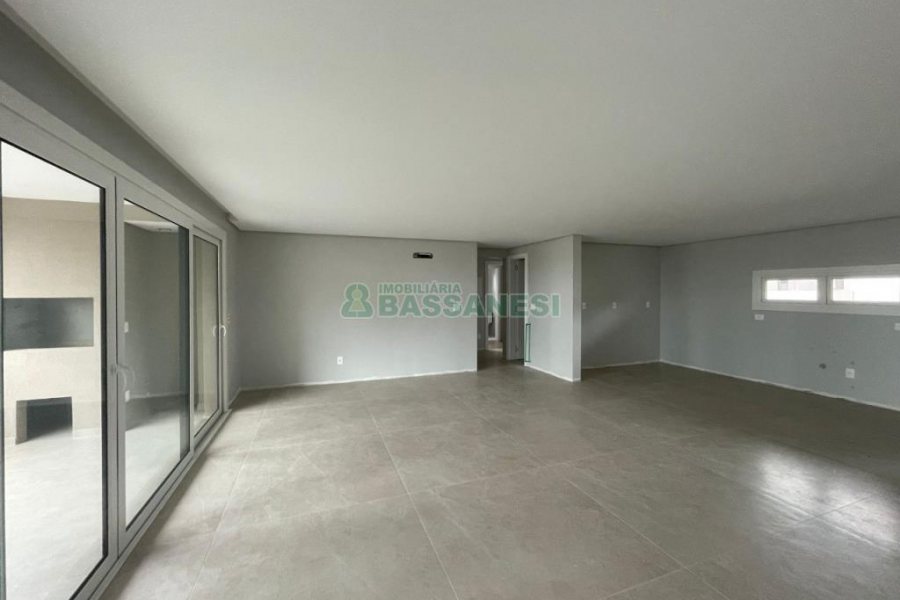 Apartamento com 241m², 3 dormitórios, 2 vagas, no bairro Exposição em Caxias do Sul para Comprar
