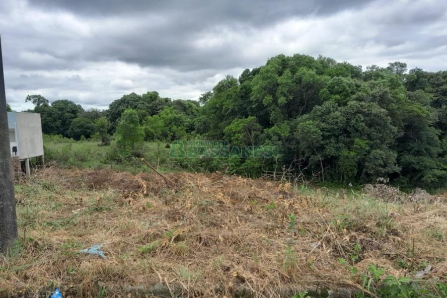 Terreno, no bairro Monte Bérico em Caxias do Sul para Comprar
