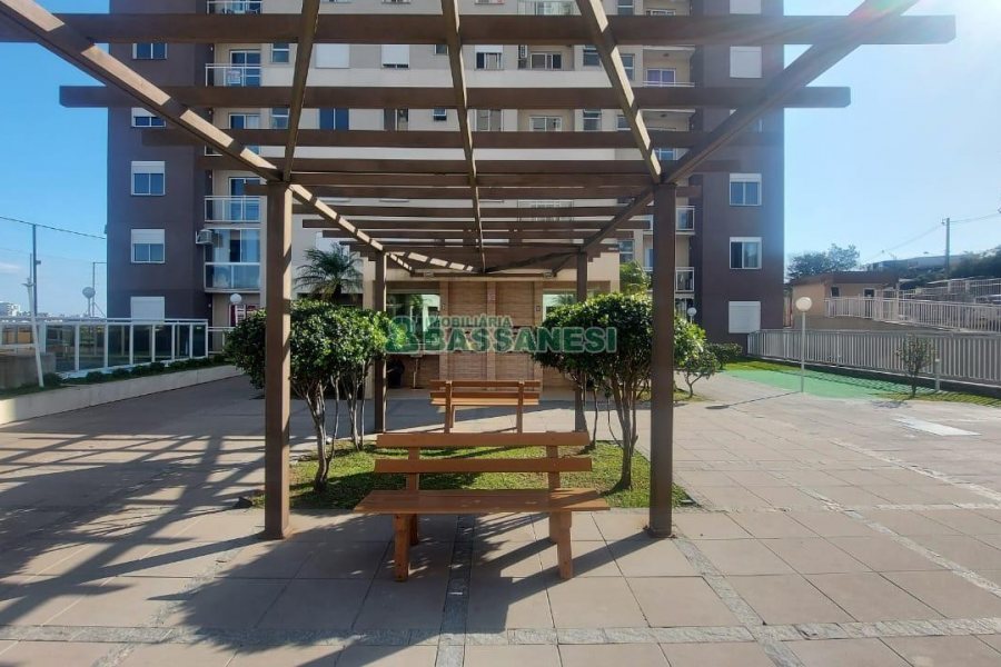 Apto Mobiliado com 86m², 3 dormitórios, 2 vagas, no bairro De Lazzer em Caxias do Sul para Alugar