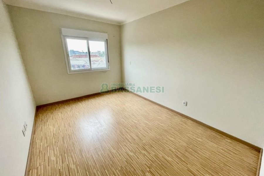 Apartamento com 85m², 3 dormitórios, 1 vaga, no bairro Desvio Rizzo em Caxias do Sul para Comprar