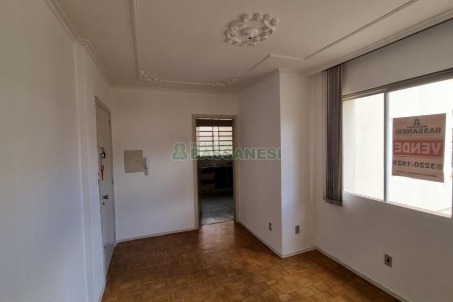 Apartamento com 90m², 2 dormitórios, 1 vaga, no bairro Centro em Caxias do Sul para Comprar