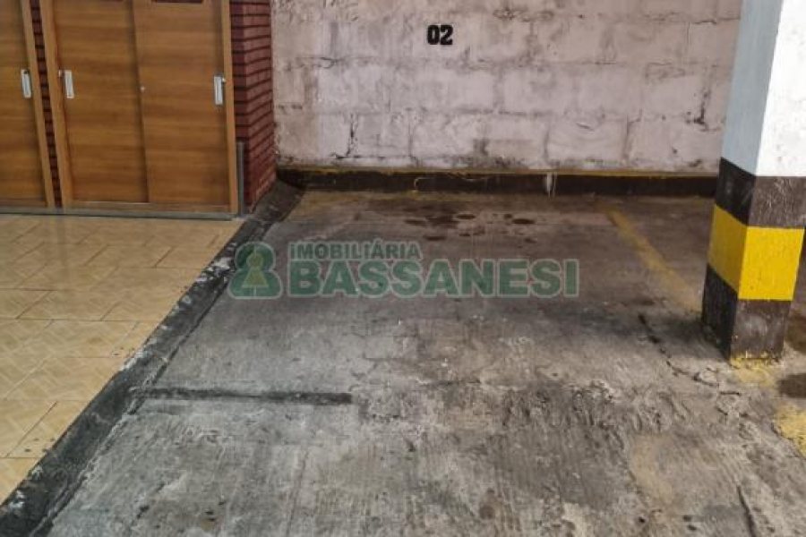 Apartamento com 90m², 2 dormitórios, 1 vaga, no bairro Centro em Caxias do Sul para Comprar