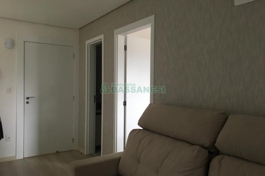 Apartamento com 46m², 1 dormitório, 1 vaga, no bairro Lourdes em Caxias do Sul para Comprar