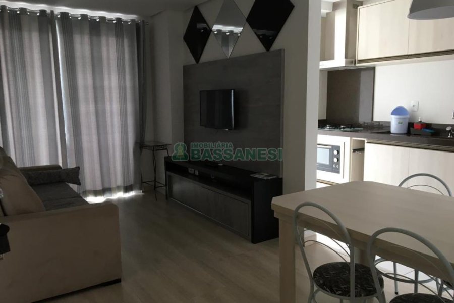 Apartamento com 46m², 1 dormitório, 1 vaga, no bairro Lourdes em Caxias do Sul para Comprar