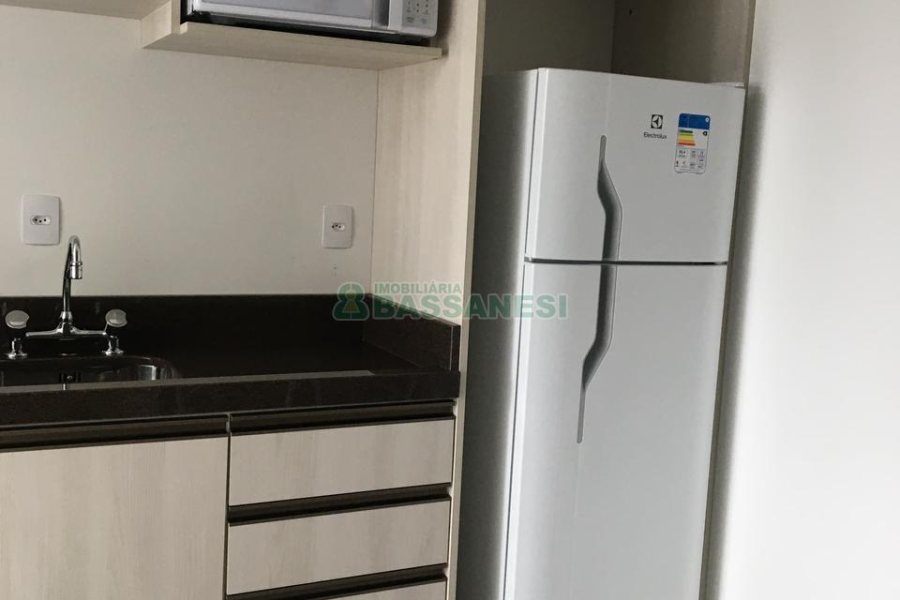 Apartamento com 46m², 1 dormitório, 1 vaga, no bairro Lourdes em Caxias do Sul para Comprar