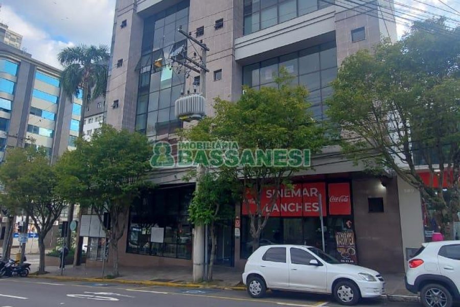 Sala com 86m², no bairro Centro em Caxias do Sul para Alugar
