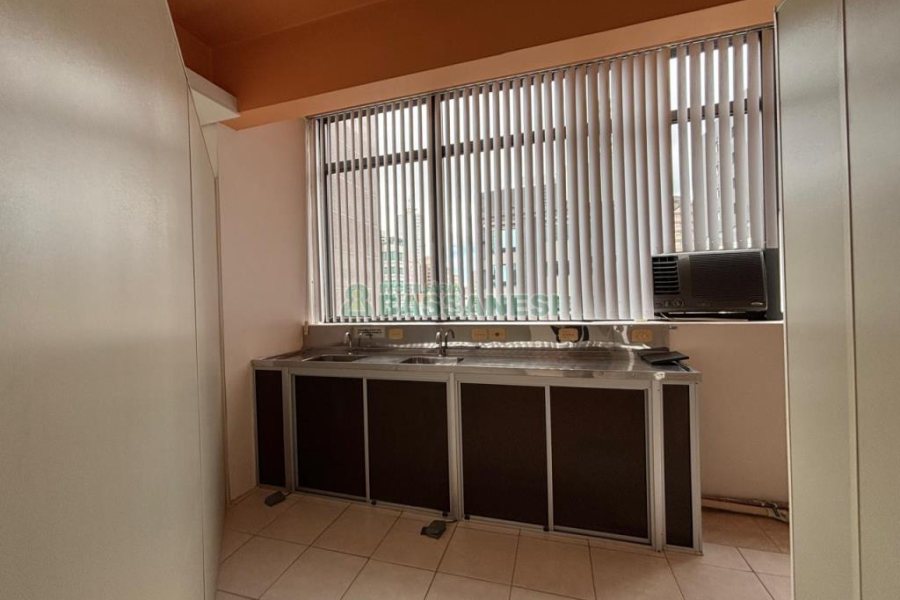 Sala com 86m², no bairro Centro em Caxias do Sul para Alugar
