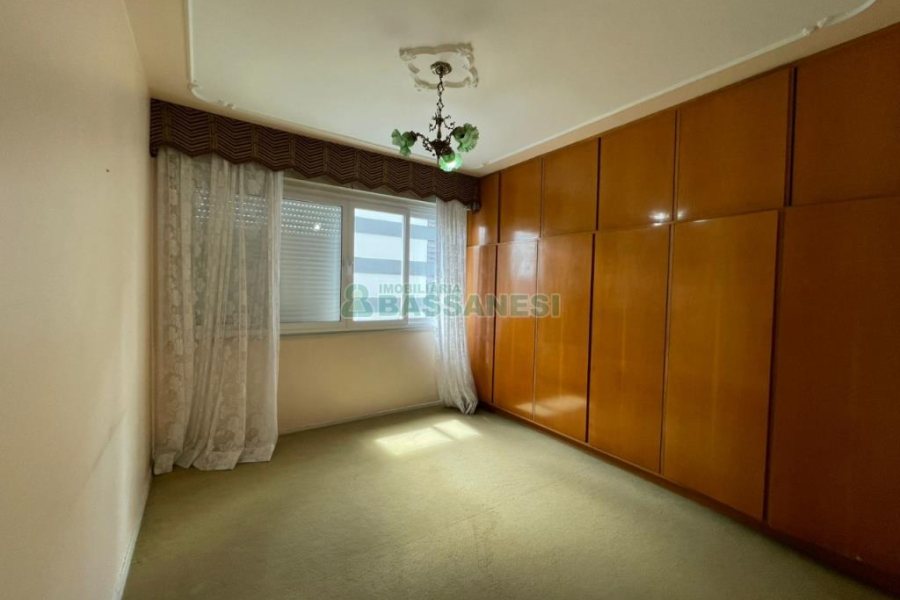 Apartamento com 174m², 3 dormitórios, 1 vaga, no bairro Centro em Caxias do Sul para Alugar ou Comprar